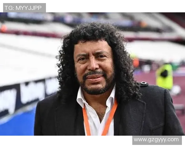 南美足球明星的传奇故事与精彩瞬间全景展示 南美足球明星的传奇故事与精彩瞬间全景展示